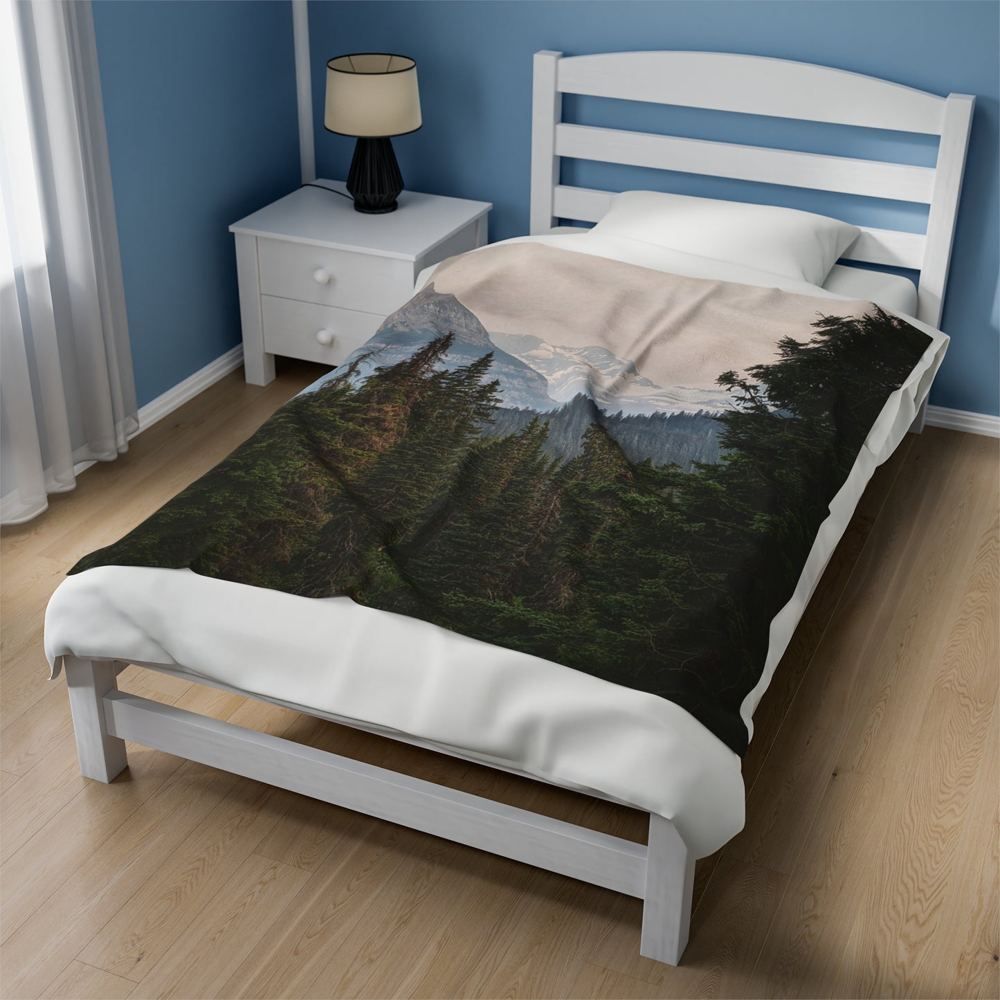 Jackson Glacier Velveteen Plush Blanket