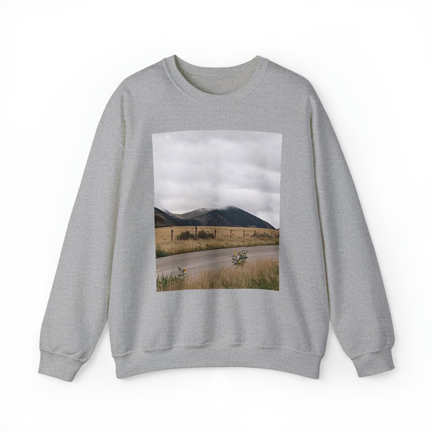 Montana Mountains Unisex Heavy Blend™ Crewneck Sweatshirt