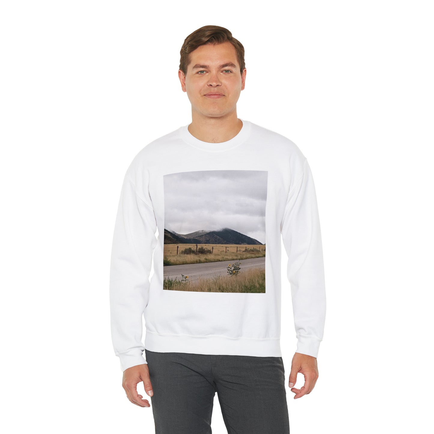 Montana Mountains Unisex Heavy Blend™ Crewneck Sweatshirt