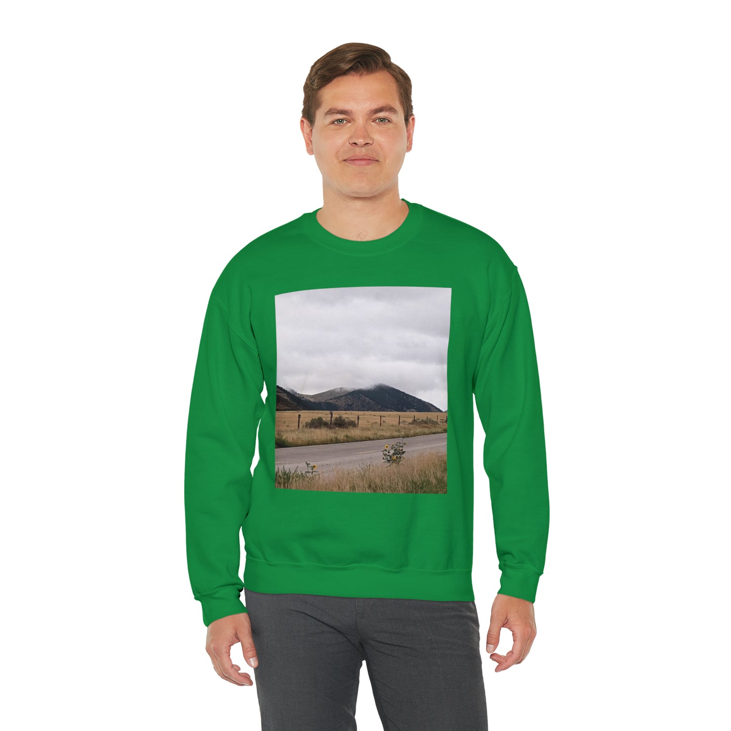 Montana Mountains Unisex Heavy Blend™ Crewneck Sweatshirt
