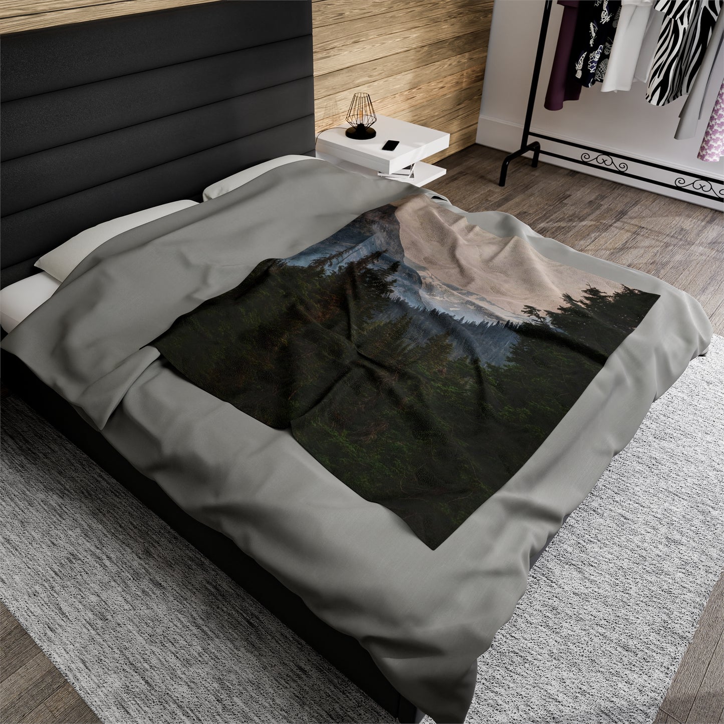 Jackson Glacier Velveteen Plush Blanket